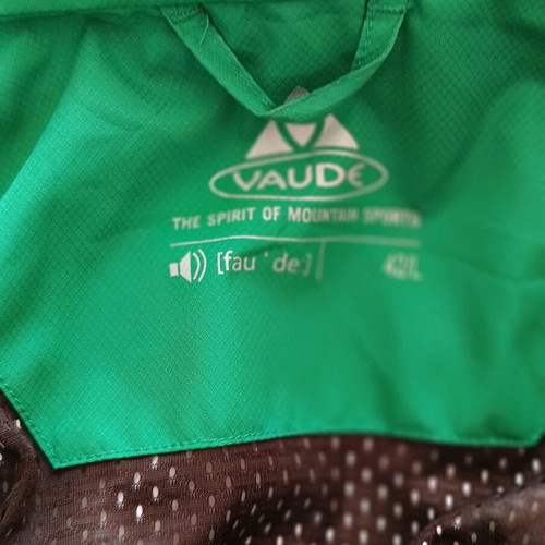 Vaude Green Ceplex Advanced technical outdoor jacket size L like new