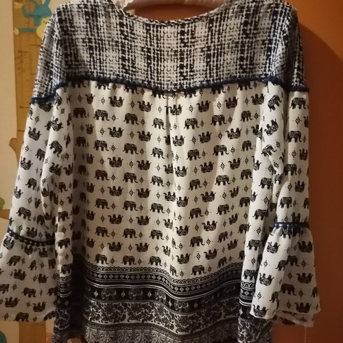 Ethnic shirt size L like new, white and blue