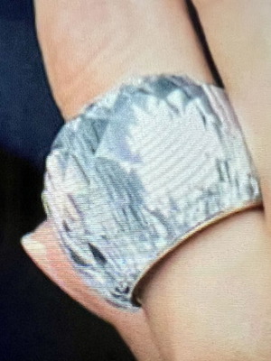 Swarovski Nirvana ring new, silver tone size 55 narrow