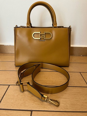 Guess bag like new, large size, mustard eco leather
