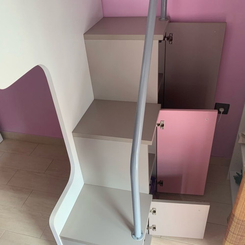 Bunk bed like new with wardrobe without mattress