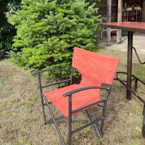 Metal director chair like new, oven painted