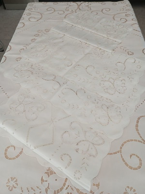 Set of 6 white cutwork machine linens new