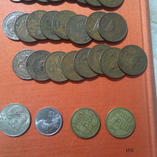 Lot of 30 Mexican coins used