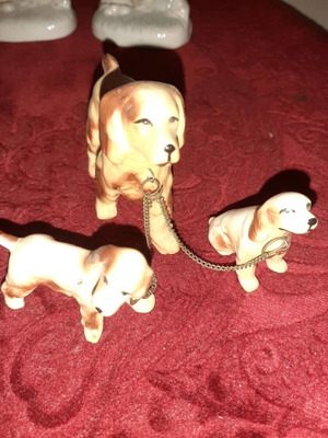 Porcelain dogs used, set of 4, collectible