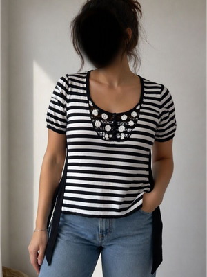 Monsoon Fusion women's blouse size S like new, black and white
