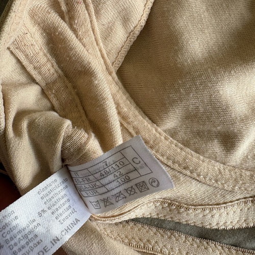 Nursing bra like new beige with free Medela pads, size M
