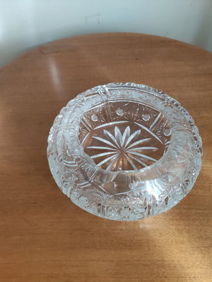 Czechoslovakian ashtray used with small peeling inside