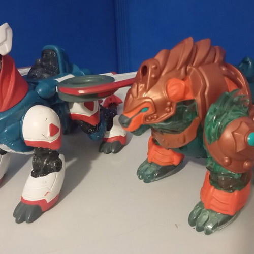 Gormiti Hyperbeast figures, set of 2, with sound