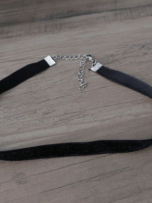 Choker black velvet new