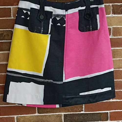 Kenzo women's skirt like new, colorful print, size L