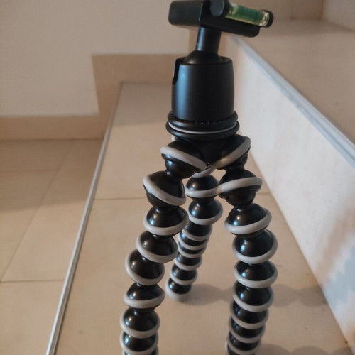 Gorilla Pod tripod for DSLR used