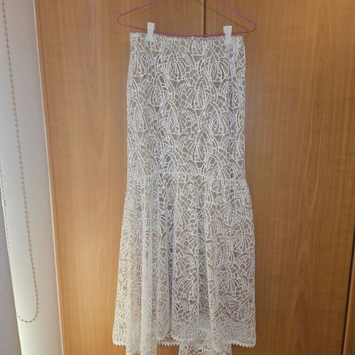 Lynne maxi skirt set with crop top like new, broderie style