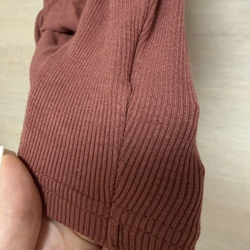 Mind Matter ribbed elastic crop top muted burgundy, like new