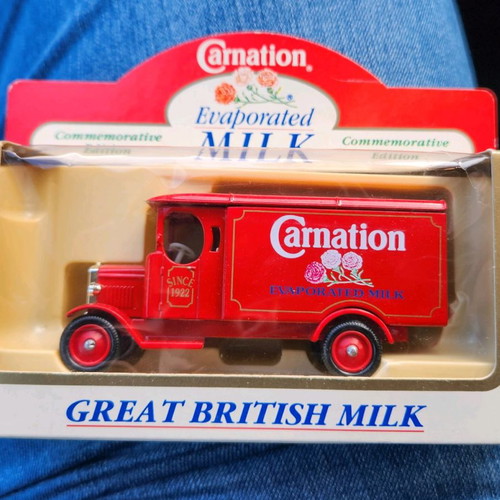 Carnation Great British Milk toy car new collectible