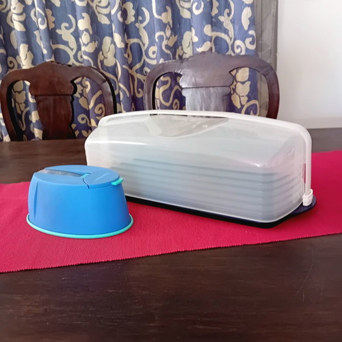Tupperware storage containers used, pack of two pieces