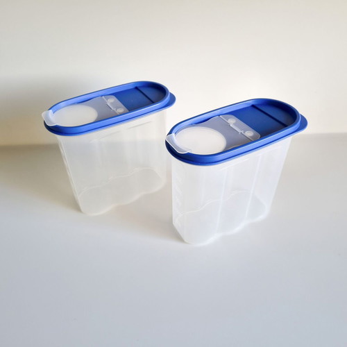 Set of 2 cereal and legume containers like new, 1.7 liters