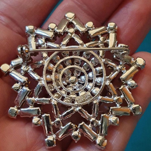 Vintage brooch Western Germany like new, silver with crystals