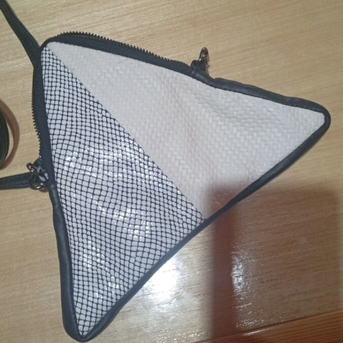 Georgina Skalidi crossbody bag like new, black with white detail