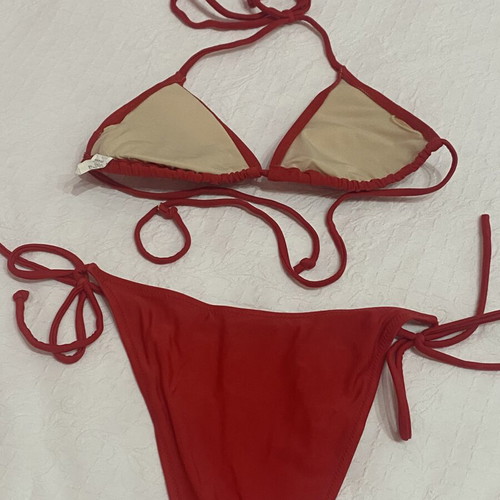 Lovey red bikini used, size S bottom and EU 70B top with removable cups