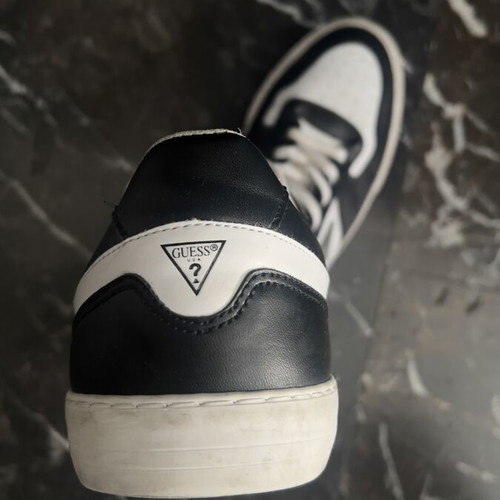 Guess Minsk sneakers used, men's size 45, black and white
