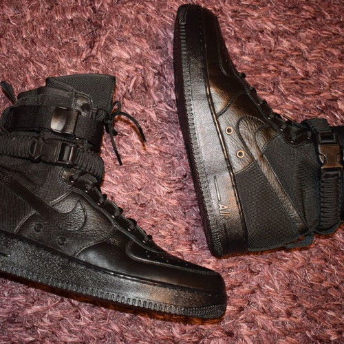 Nike SF-Air Force 1 Triple Black sneakers like new, size 46