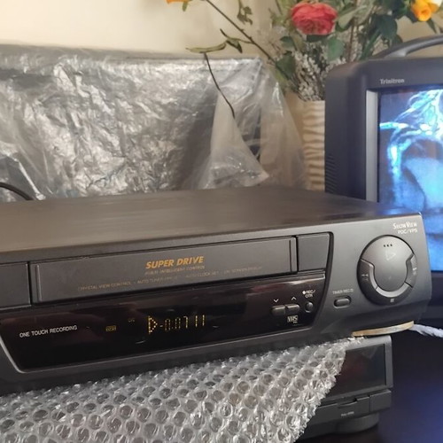 Panasonic NV-SD220 VCR with Super Drive mechanism