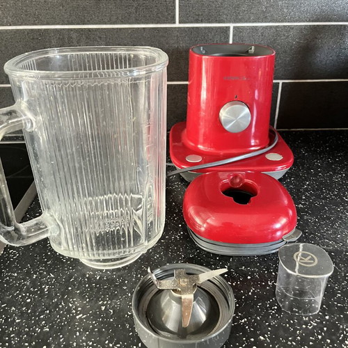 Kenwood Multi Blender like new for smoothies and ice crushing