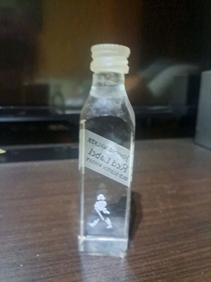 Μινιατούρα Johnnie Walker Red Label γυάλινη συμπαγής καινούργια συλλεκτική