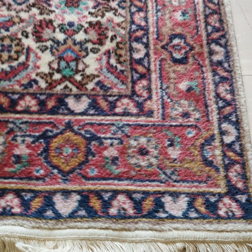 Rug like new 187 × 116 cm