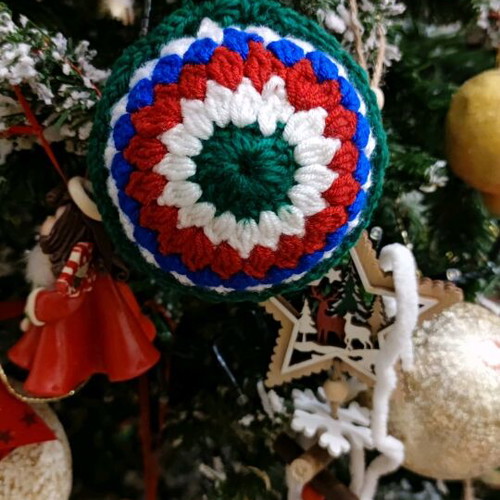 Knitted handmade Christmas balls pack of 6 made to order