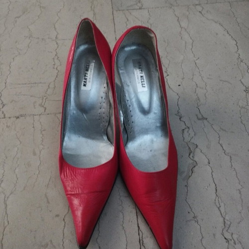 Red shoes used, size 38