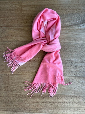 Women's scarf used, two-tone pink/salmon, warm