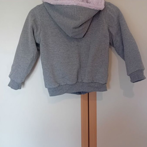 Jacket with fur like new, size 116 cm for 4 years old