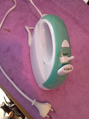 Μίξερ χειρός σαν καινούργιο, 160-200W, 5 ταχυτήτων, μηχανισμός ασφαλείας
