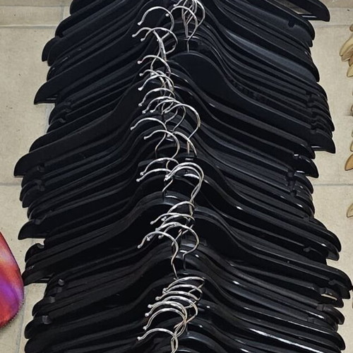 Clothes hangers like new, pack of 10, white beige black wood