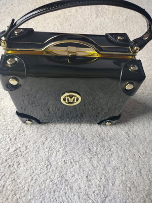 Women's black patent leather box bag like new