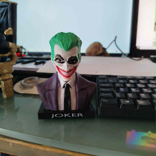 Joker Bust figure new, 12x8x8 cm, PLA material by NP Studios Reality