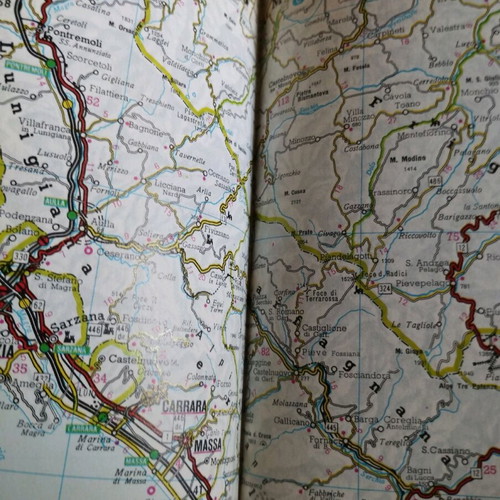Italy βιβλίο σαν καινούργιο, Ministero Affari Esteri 1987
