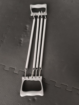 Chest Strengthening Spring used with four resistances