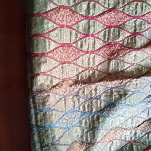 Silk taffeta fabric for home clothing with rhombus and printed combo