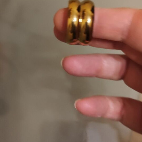 Gold ring stainless steel new, size 9