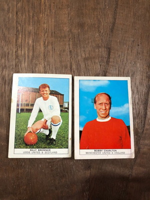 1969/70 Football Cards Bobby Charlton and Billy Bremner used