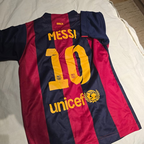 Authentic used kids shirt size 10