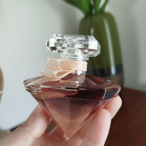 Lancôme La Nuit Trésor Nude EDT 30ml, vanilla tropical coconut scent