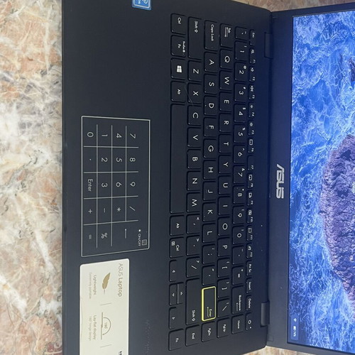Asus Vivobook E410MA-206 laptop