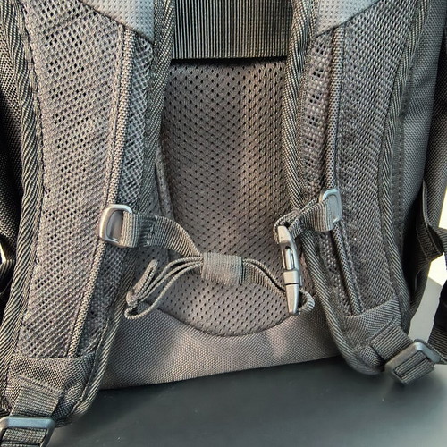 Thule 20L laptop backpack for up to 15.6" new, black