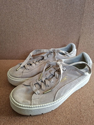 PUMA Suede Platform women's sneakers like new, beige