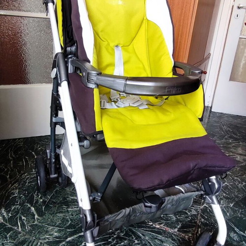 Peg Perego Pliko stroller like new, lightweight and practical