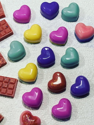 Wax melts σε διάφορα μεγέθη καρδιάς και άλλα σχέδια, καινούργια